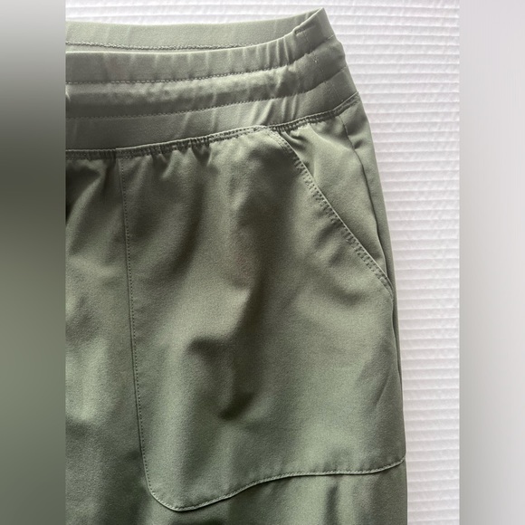 Maevn by matrix scrub set - Picture 9 of 14